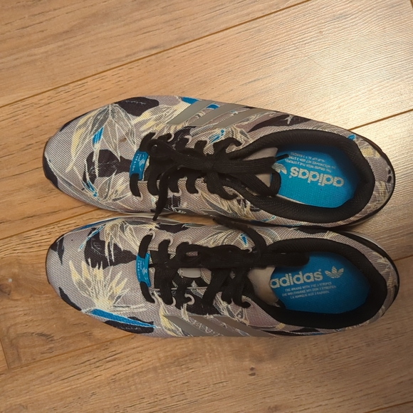 Men's size 11 Adidas Flux floral pattern - Picture 5 of 7